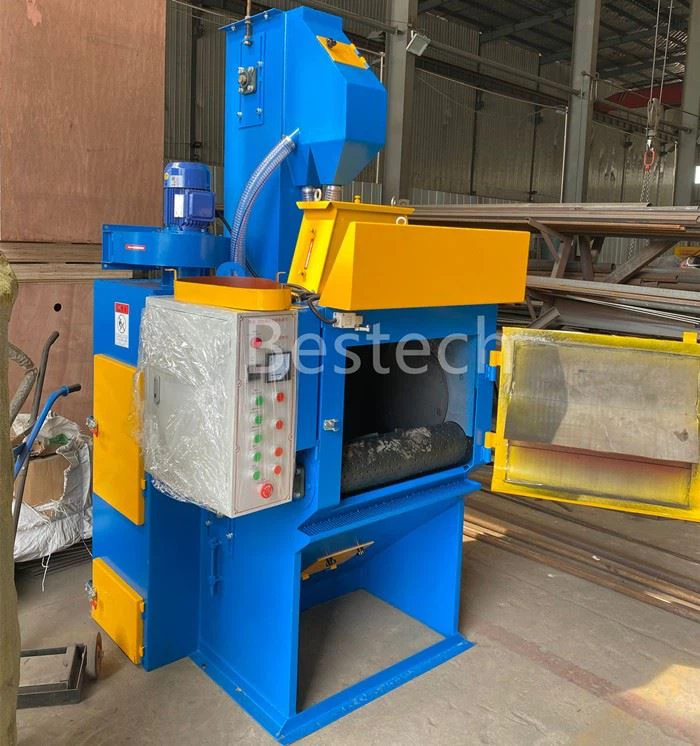 Q324 Tumbler Belt Shot Blasting Machine
